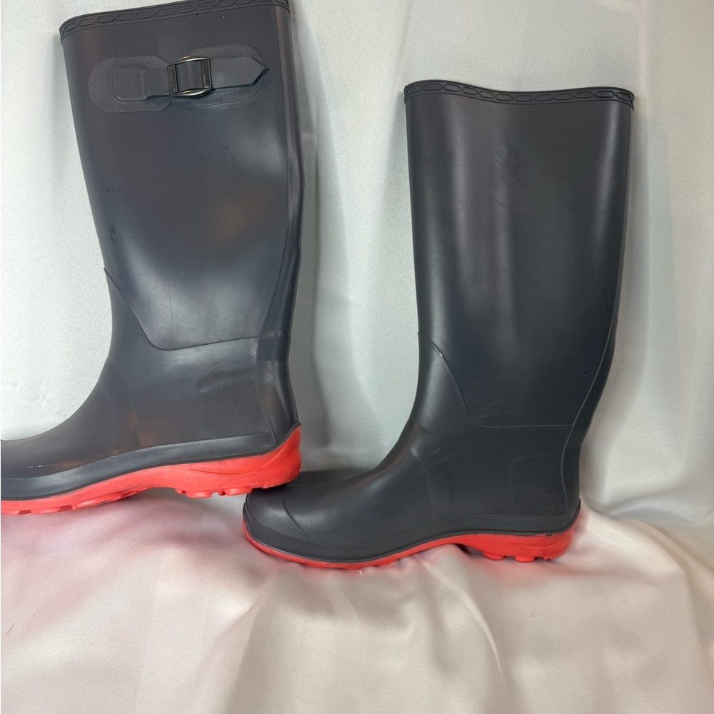 Black Item